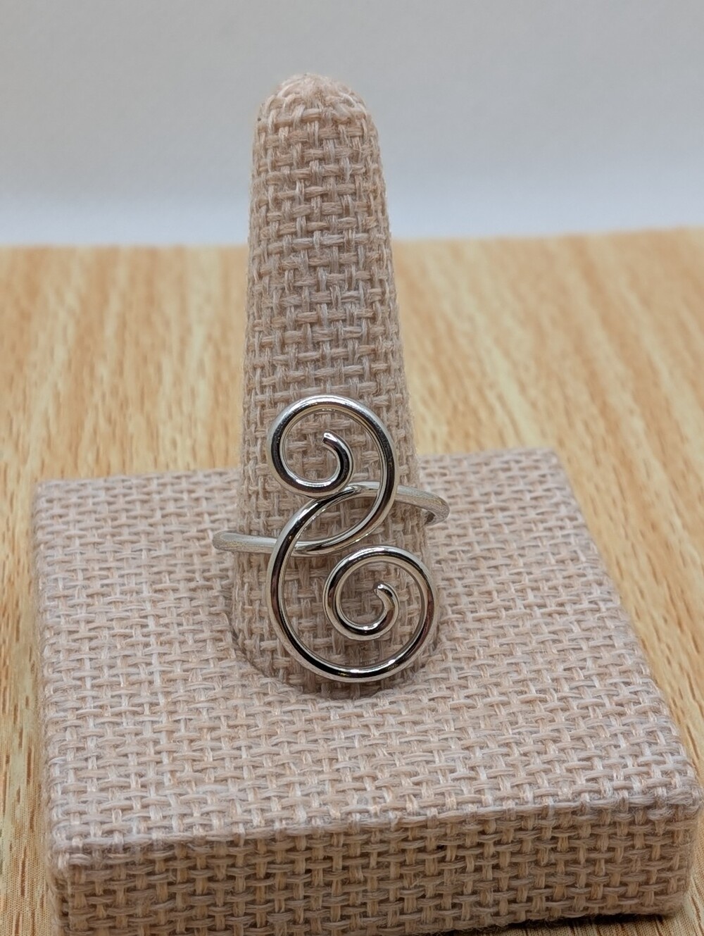 Vintage Avon Spun Swirls Ring